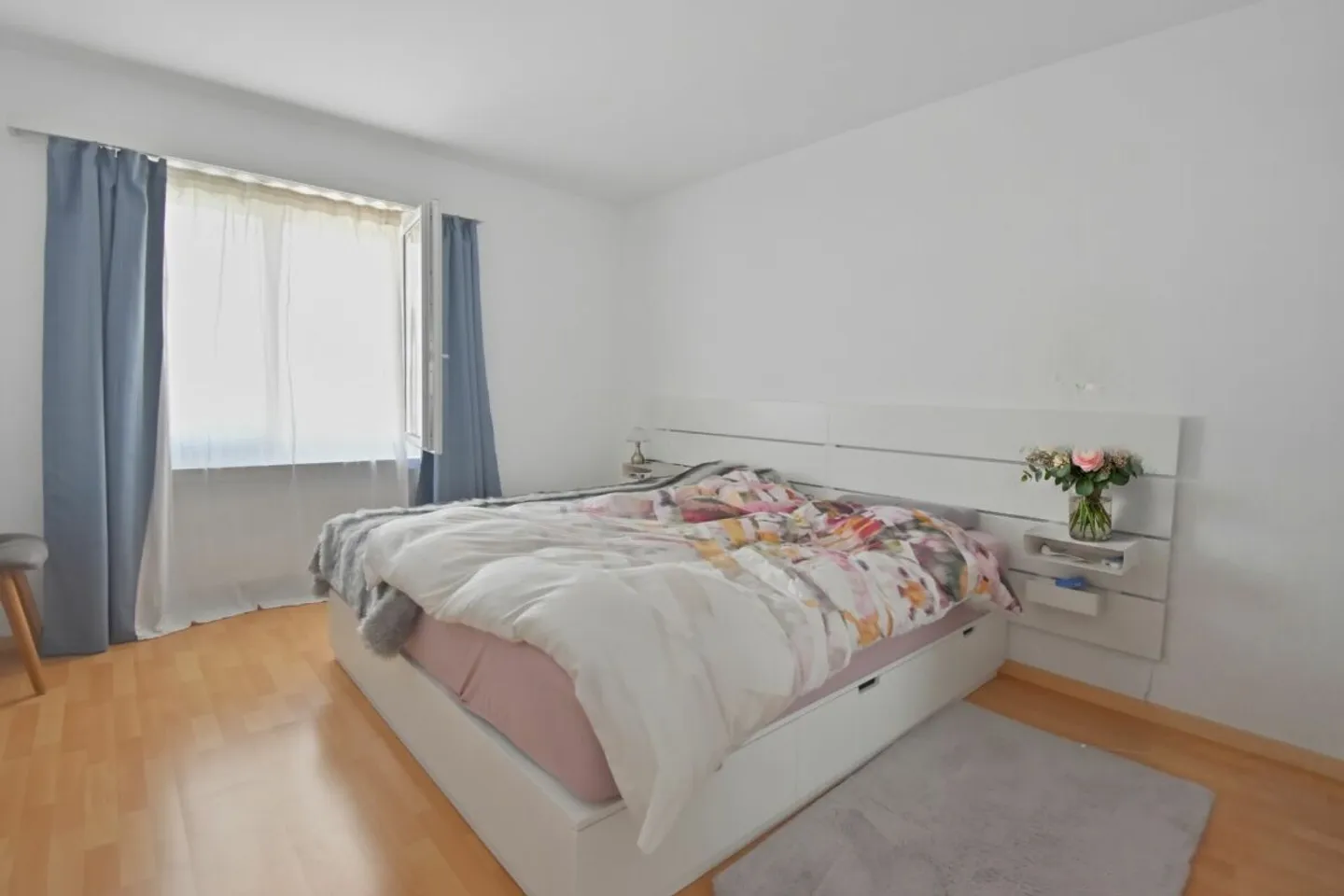 Modern 4.5-room apartment with practical additional room - Photo 5 of 11