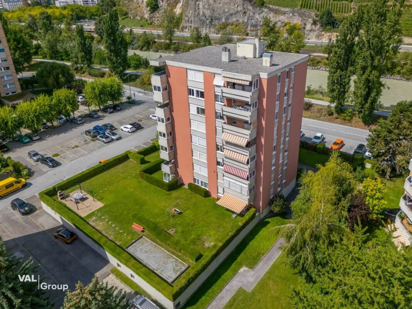 Unique - 2.5 pièces avec potentiel de rénovation en ville - Photo 13 of 13
