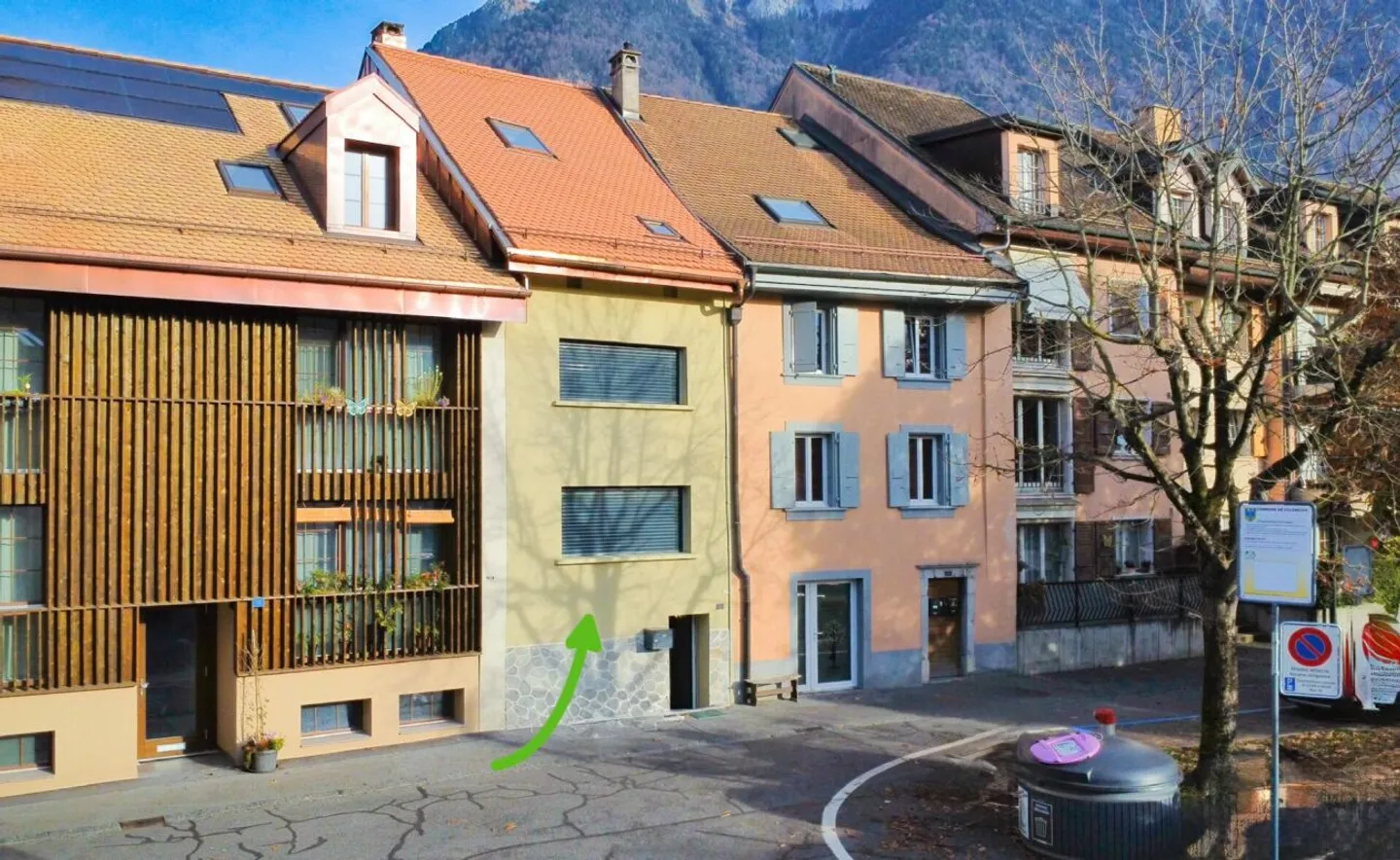 À louer : maison contiguë de 6,5 pièces - Photo 1 sur 13