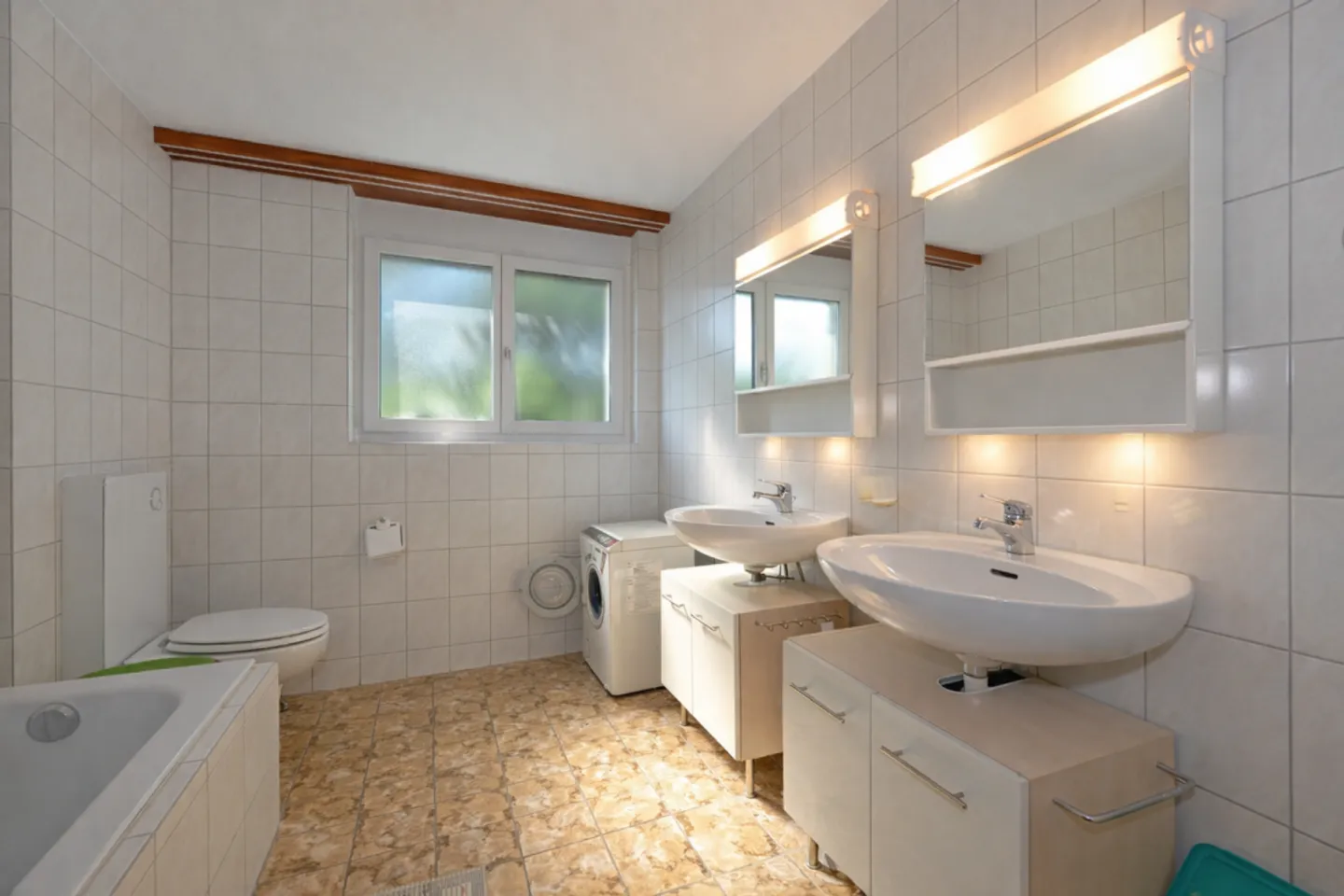 Spacious Living with Unique Design Potential - Photo 5 of 7