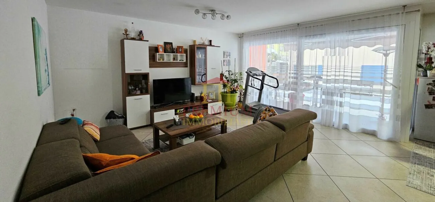 4.5-ROOM APARTMENT WITH GARDEN - Photo 2 of 10