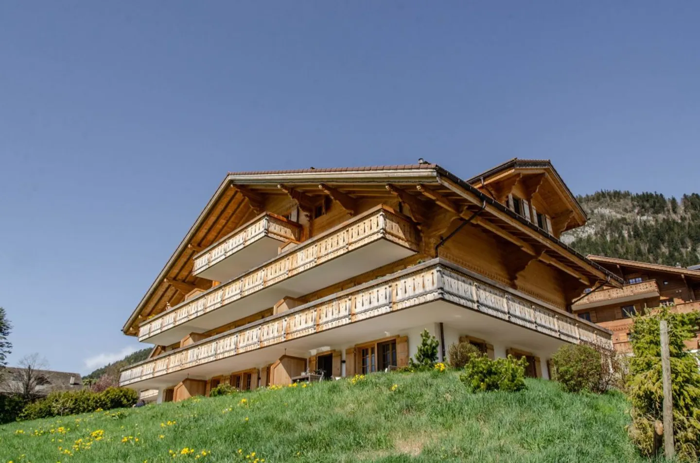 Appartement lumineux 4.5 pièces - Photo 3 sur 7