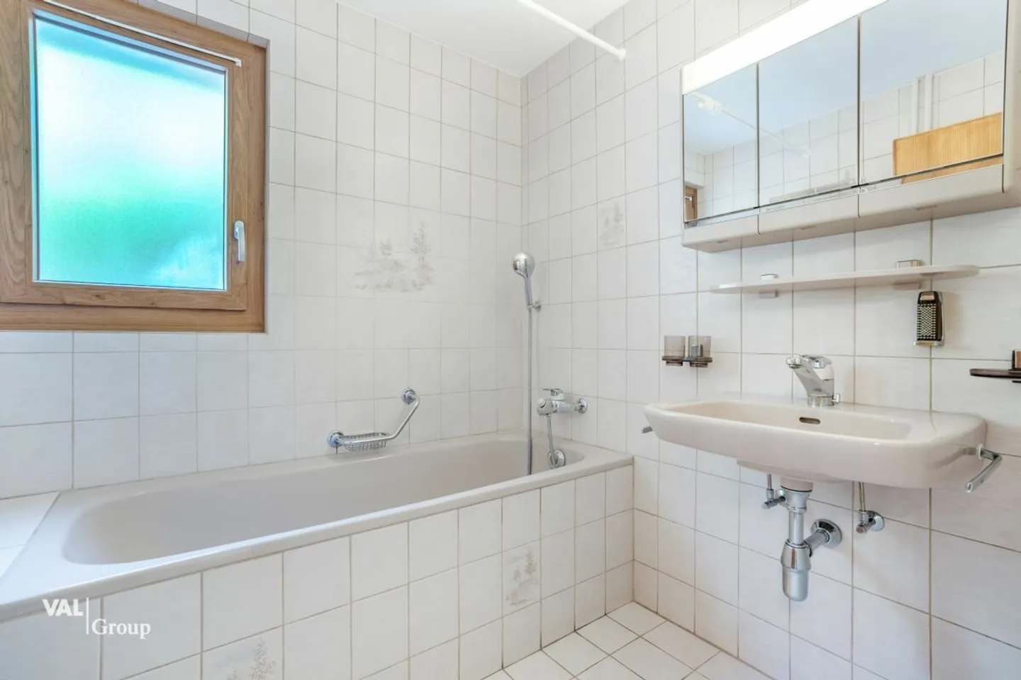 Chalet for rent year-round, in the heart of nature in the Alps - Photo 10 of 13