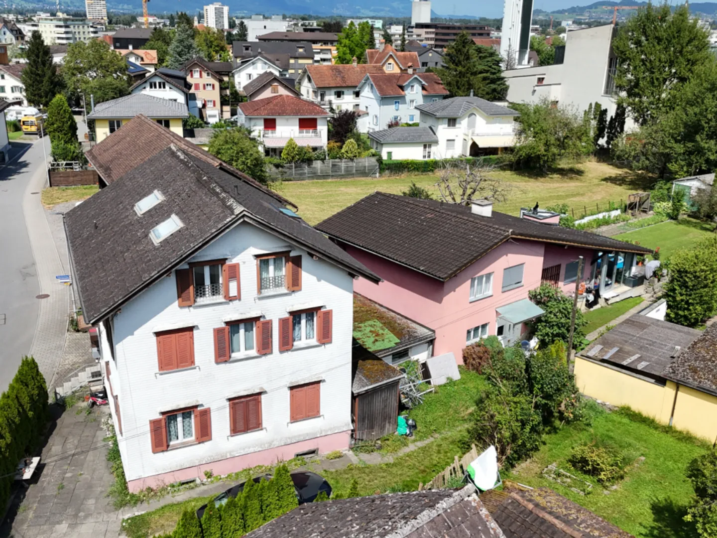 Attraktives Wohnensemble mit vielfältigen Nutzungsmöglichkeiten - Photo 1 sur 2