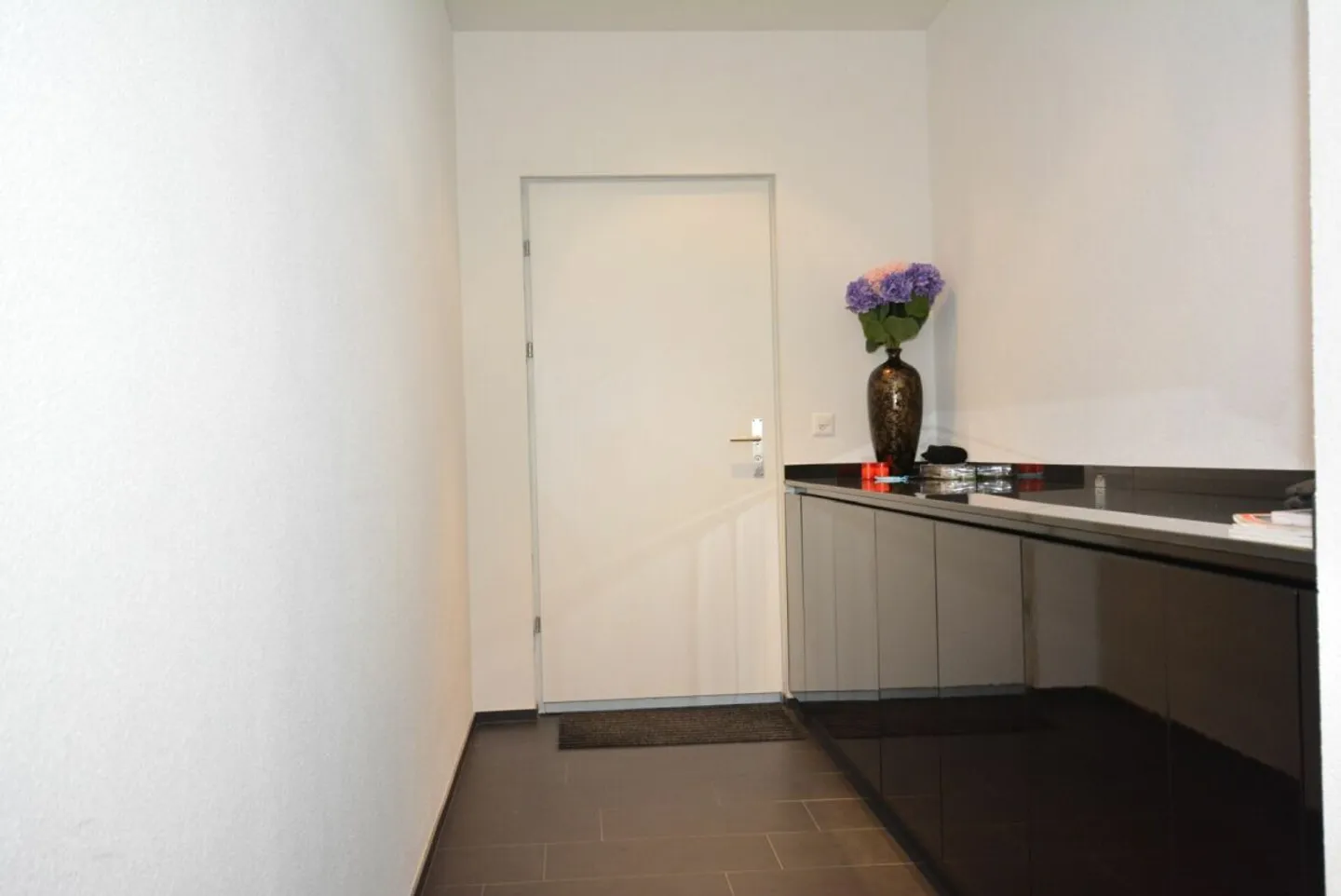 Studio or Yoga Room with Private Access & Shower/Sauna Area - Photo 3 of 6