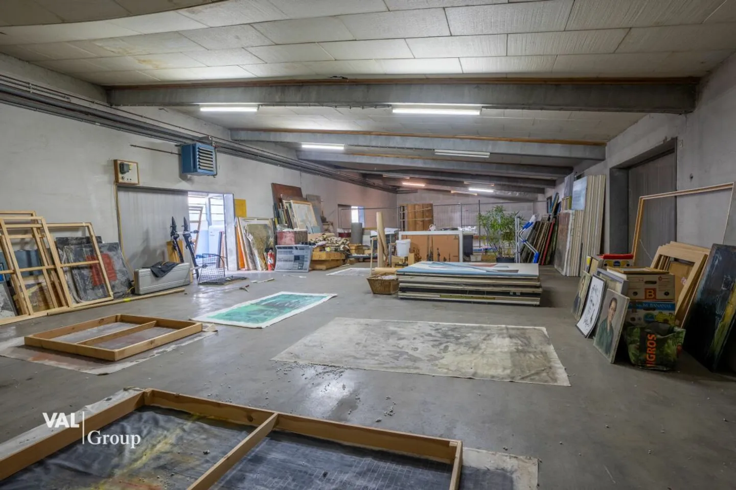 Storage Facilities in a Central Location - Photo 4 of 8