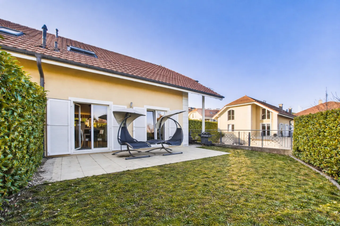 Charmante Doppelhaushälfte - Foto 1 von 13