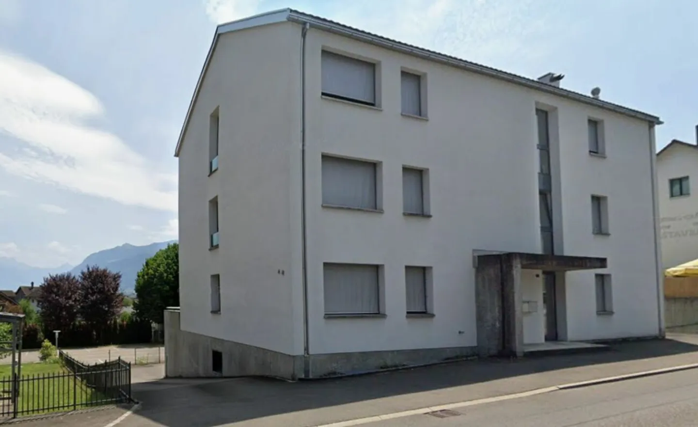 Appartement sous les combles de 4,5 pièces à Tuggen - Photo 11 sur 11