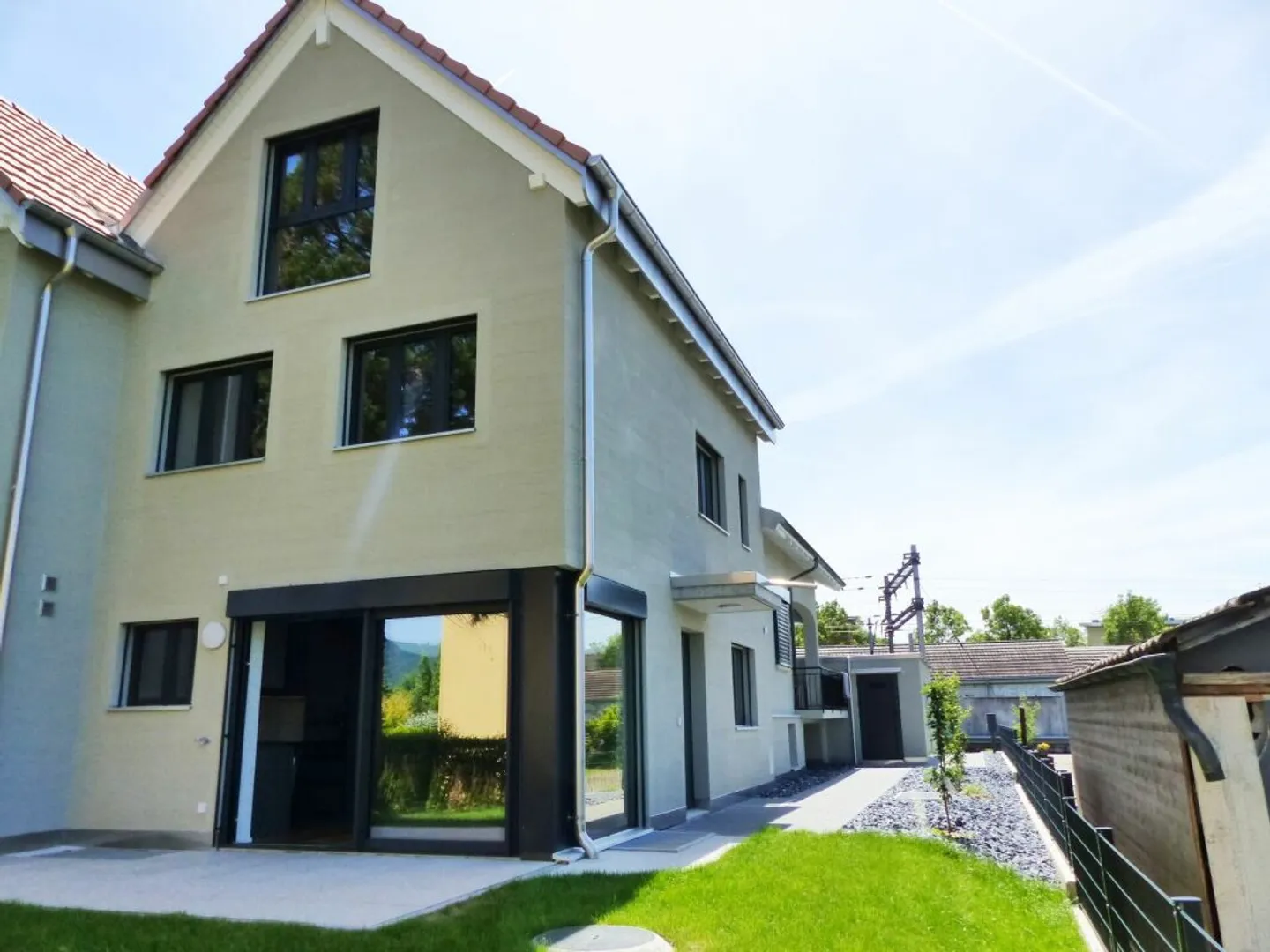 Modernes Duplexhaus in Buchs - Foto 1 von 13