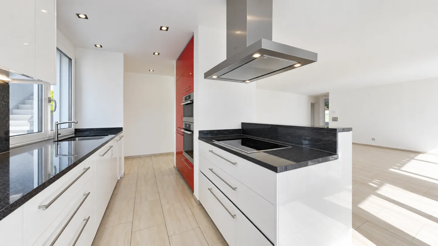 Ampio appartamento con giardino di 5,5 locali a Ehrendingen - Foto 5 di 13