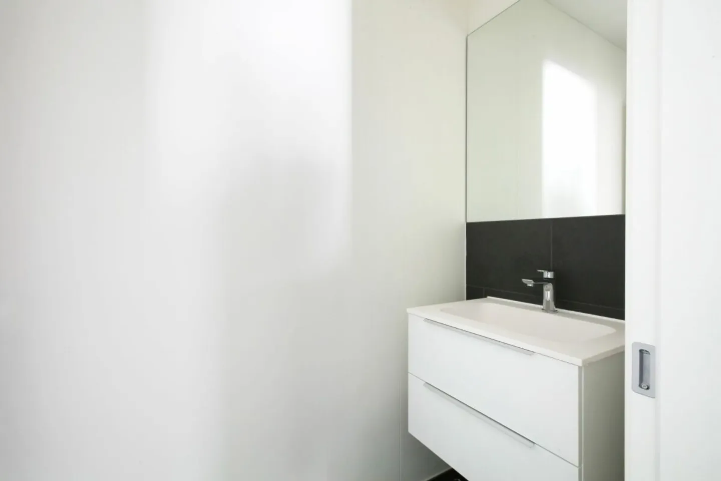 BIOGGIO - Moderno e luminoso appartamento - Foto 8 von 13