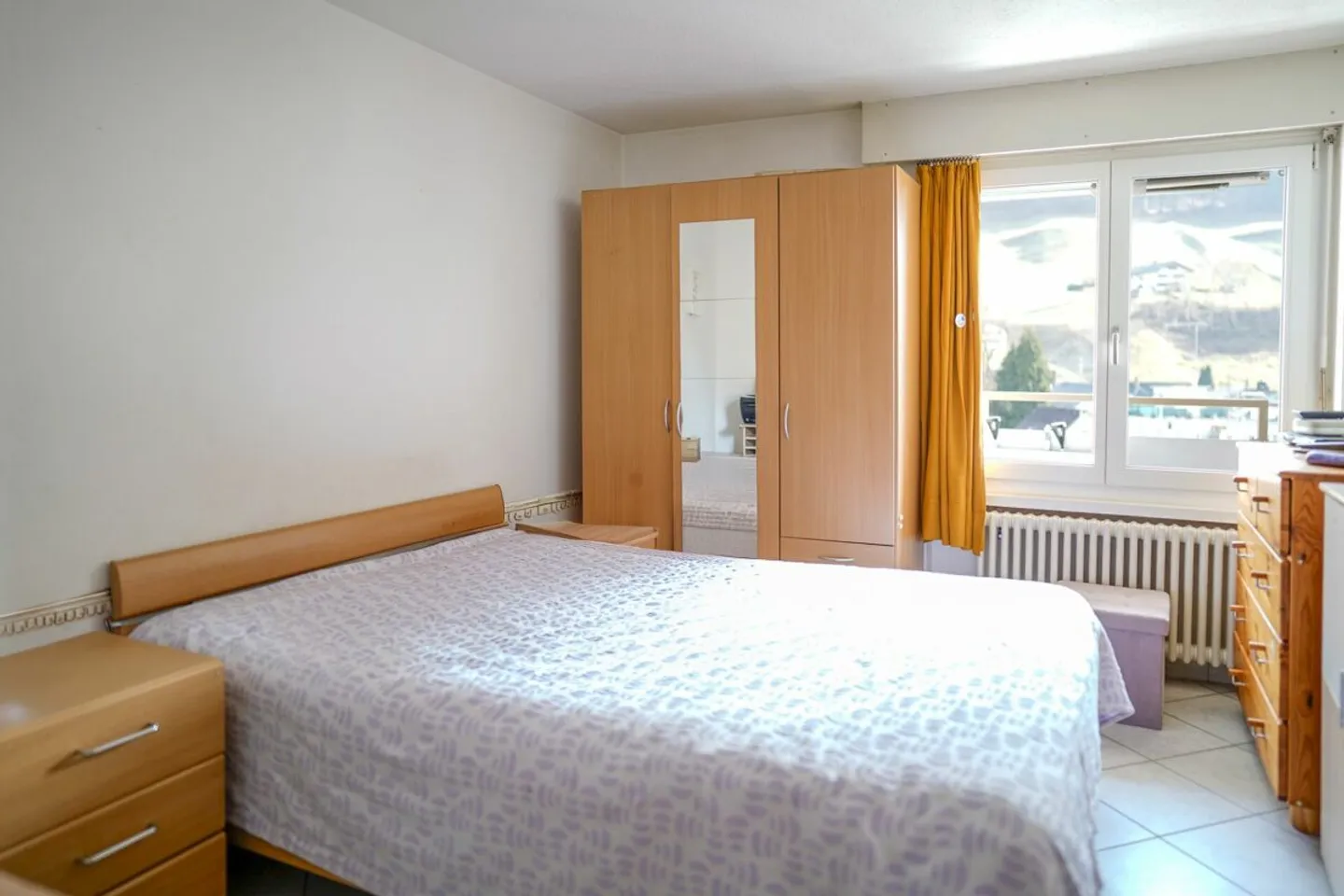 Kompakte 3-Zimmerwohnung - zentral in Schwanden - Foto 4 von 10