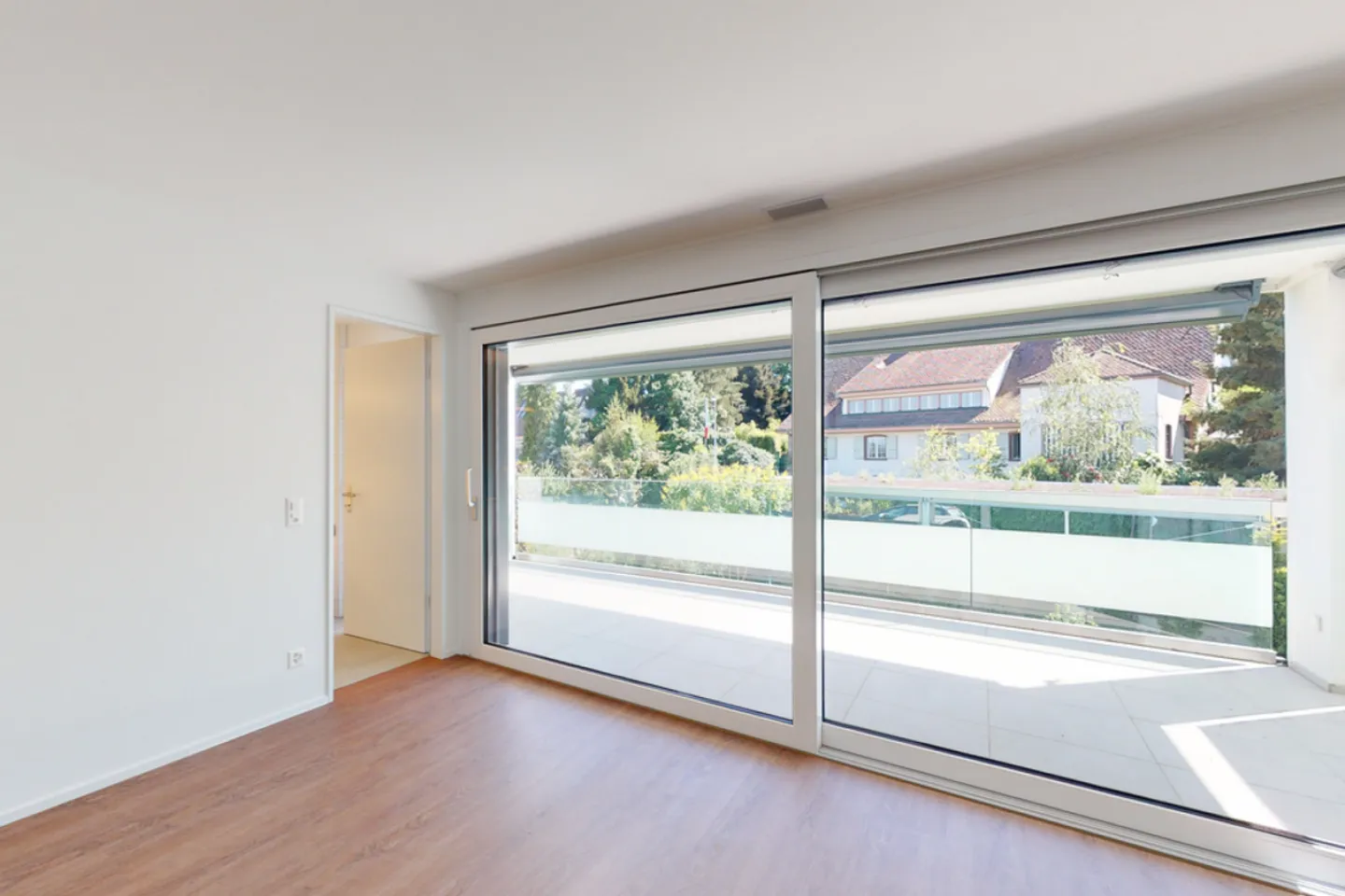 5.5-Room Single-Family House in MINERGIE-P on Binninger Höhe - Photo 9 of 12