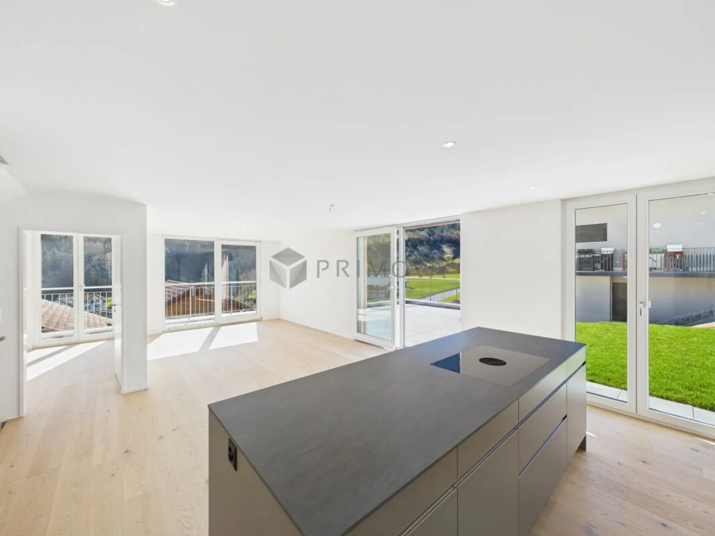 Bijou di nuova costruzione a Emmetten: prima occupazione con panorama mozzafiato - Foto 1 di 13