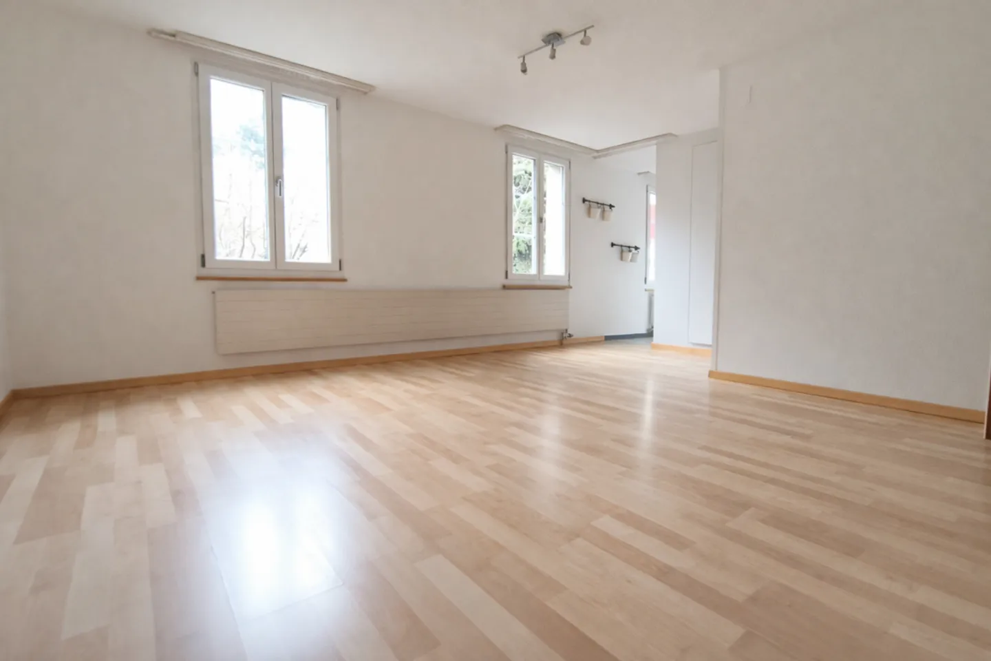 Charmante appartement 1 pièce à Saint-Gall avec nouvelle cuisine - Photo 1 sur 4