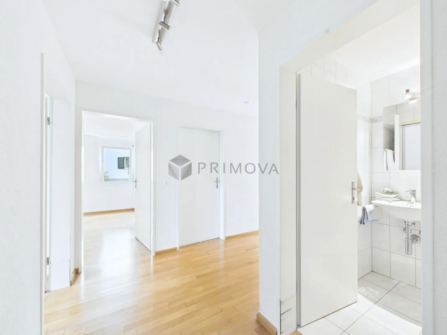 Appartement calme avec coin salon, terrasse et salle de loisirs - Photo 11 sur 13