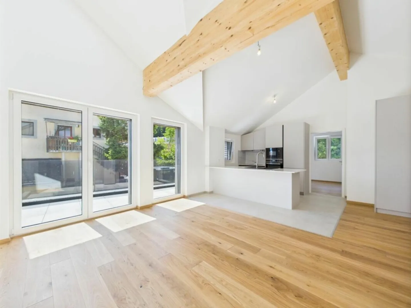 NEU: Helle 4,5 Zimmer - Foto 1 von 9