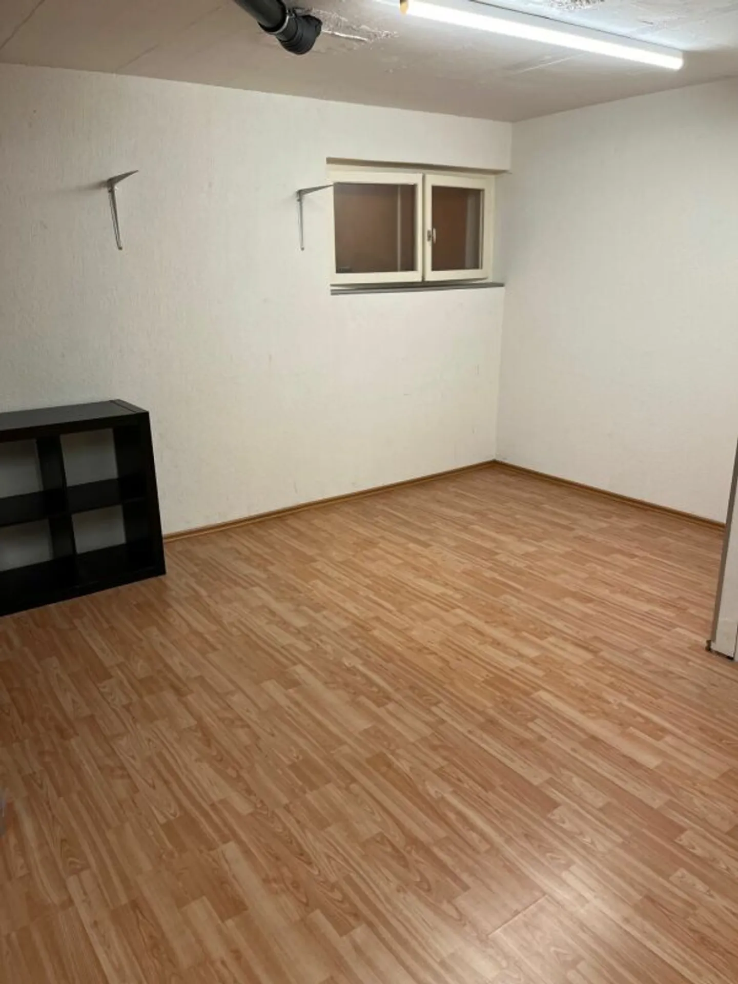 Geräumiger Bastelraum mieten - Foto 3 von 5