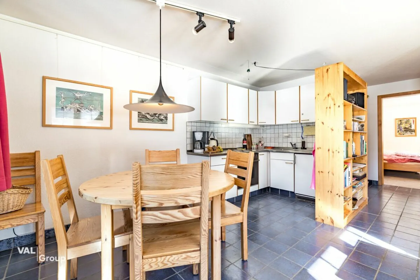 Natur, Ruhe und Langlauf vor der Haustüre - charmante 3.5-Zimmer-Ferienwohnung in Oberwald - Photo 4 of 13