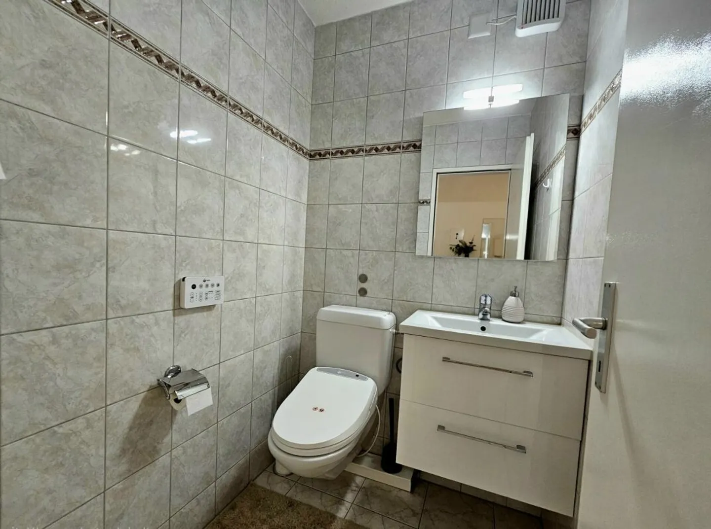 Appartamento luminoso 4.5 locali con balcone - Foto 13 di 13