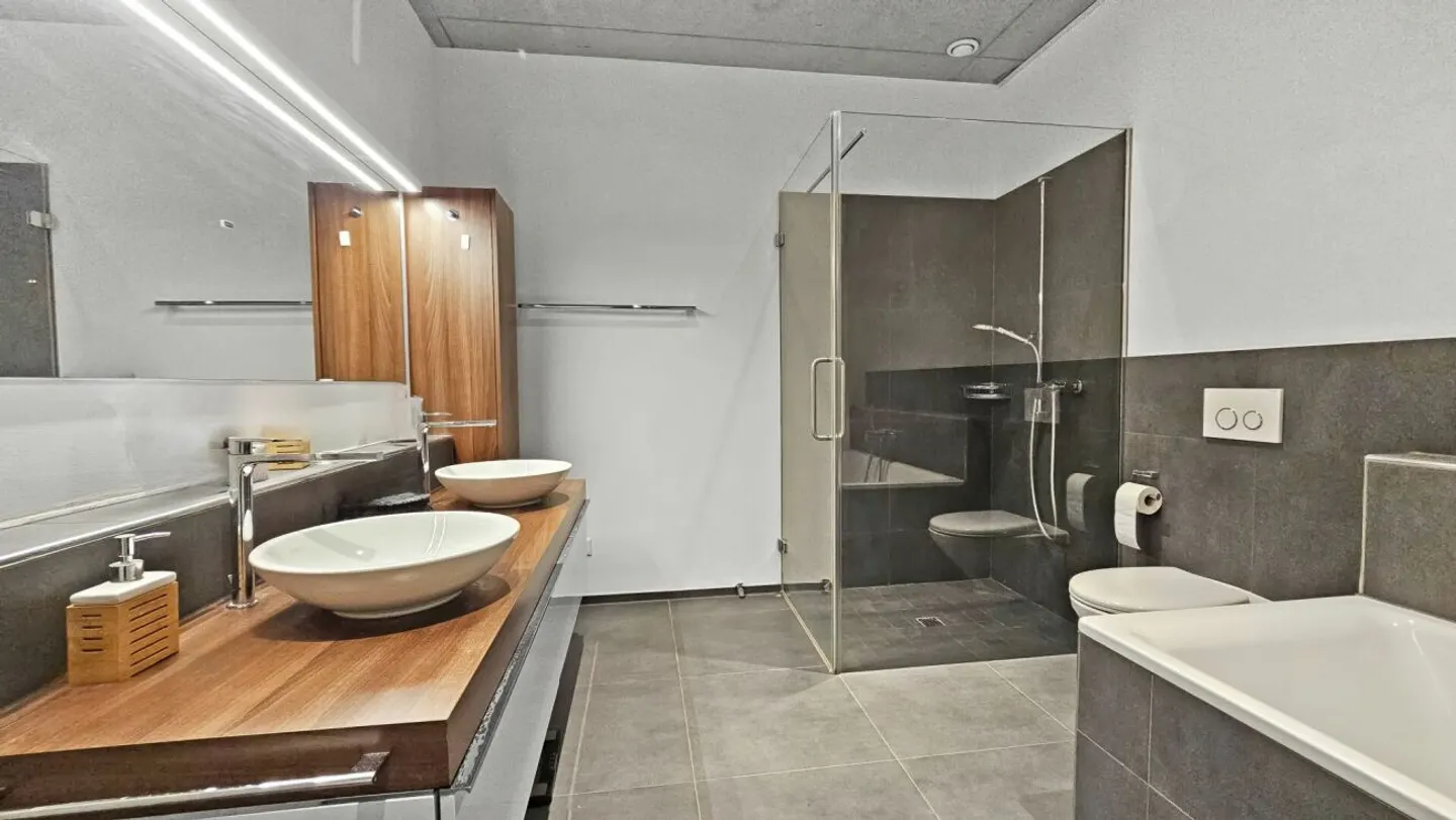Geräumige Wohnung mit traumhaftem Ausblick - Foto 12 von 13