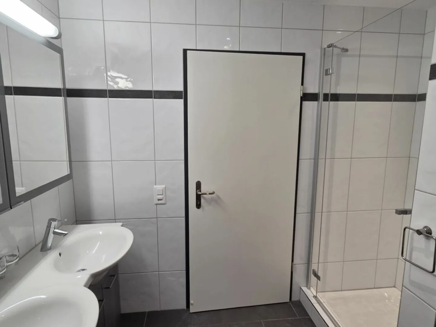 For sale immediately or by arrangement, very large, well-maintained 4.5 room apartment in Biberist. - Photo 7 of 13