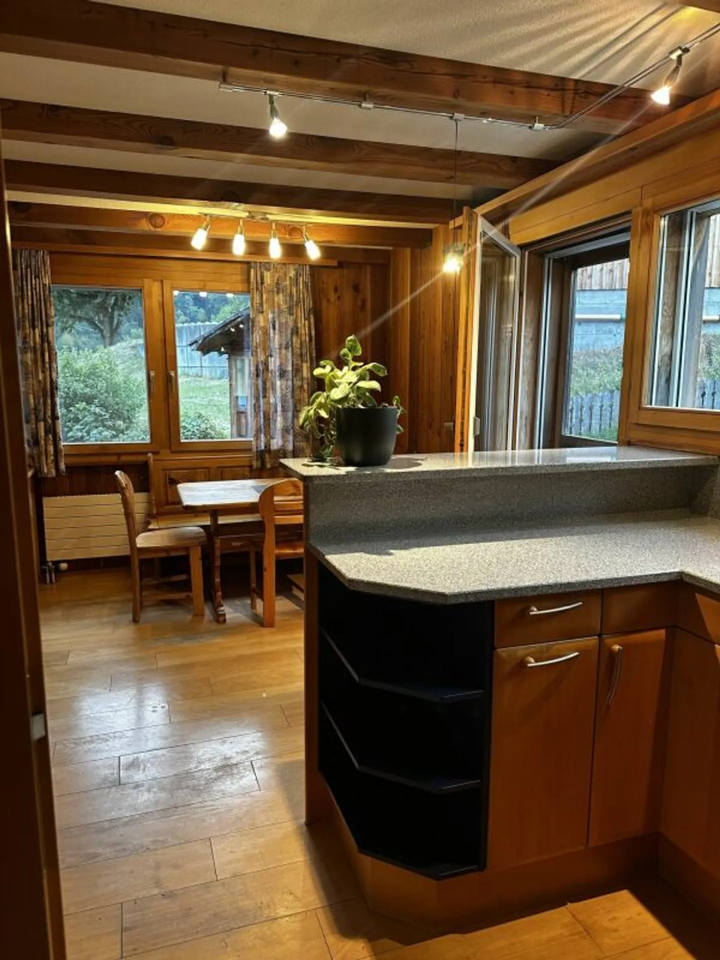 4 1/2-Room Apartment in Idyllic Location in the Green - Photo 5 of 13