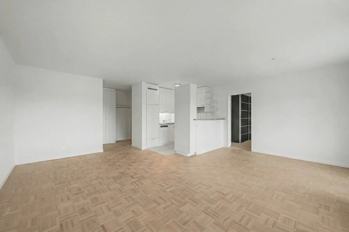 Appartamento 2.5 locali in un ambiente verde - Foto 2 di 13