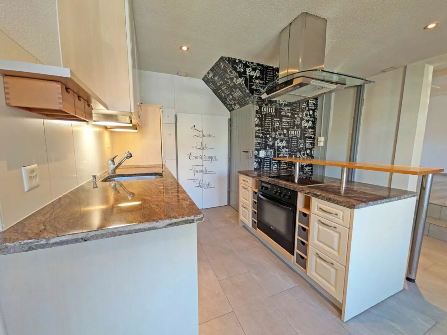 Affascinante casa unifamiliare a Erschwil - Foto 3 di 11