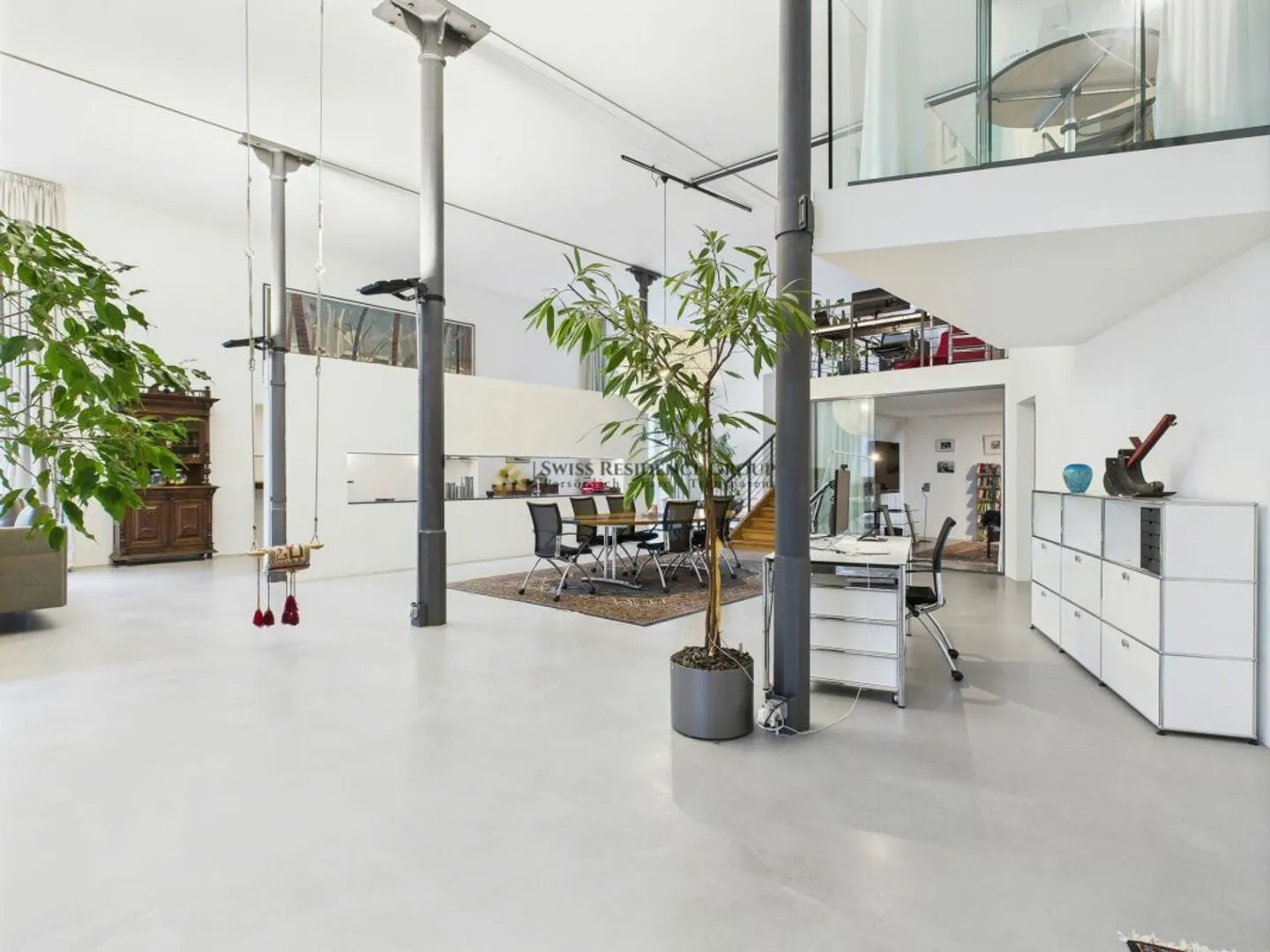 Aussergewöhnliches Designloft mit historischem Charme und privatem Garten - Foto 10 von 13