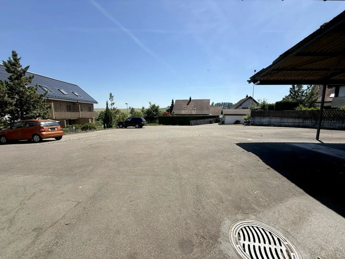 ESPACES DE STATIONNEMENT EXTÉRIEURS À LOUER - Photo 4 sur 4