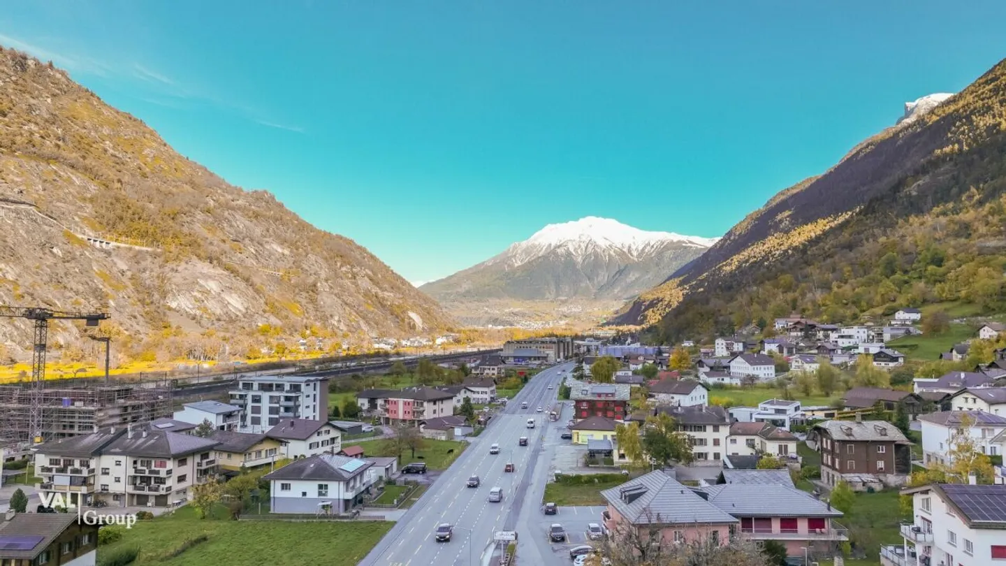 Spacious commercial hall in Eyholz - versatile and ideally accessible - Photo 9 of 11