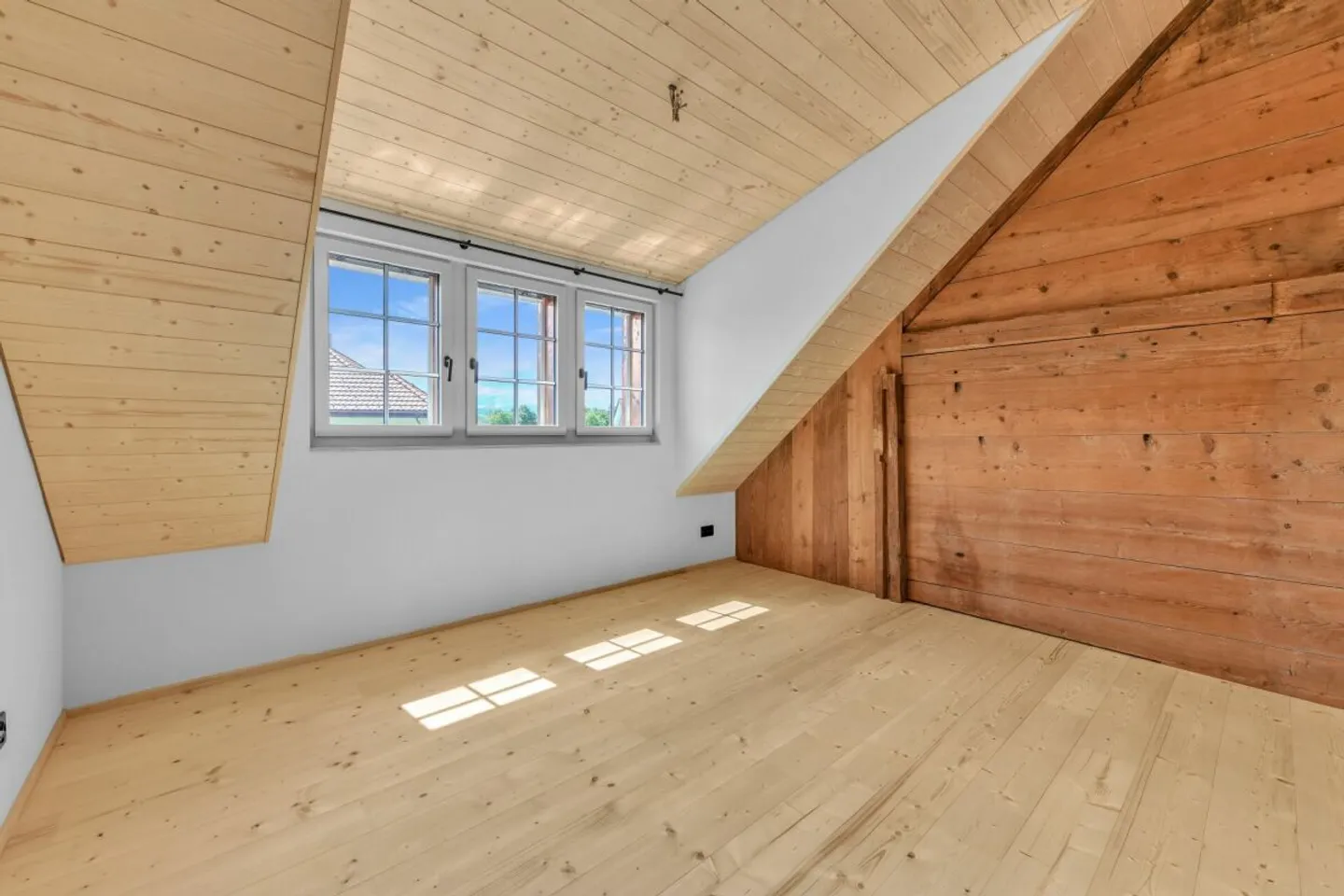 Move in and feel at home: Charming 3.5-room house part, completely renovated and ready to move in in Bazenheid - Photo 6 of 13