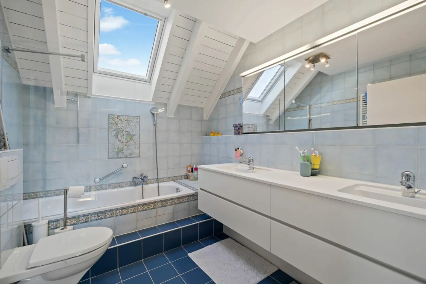 Ampia casa familiare con piscina - Foto 11 di 13