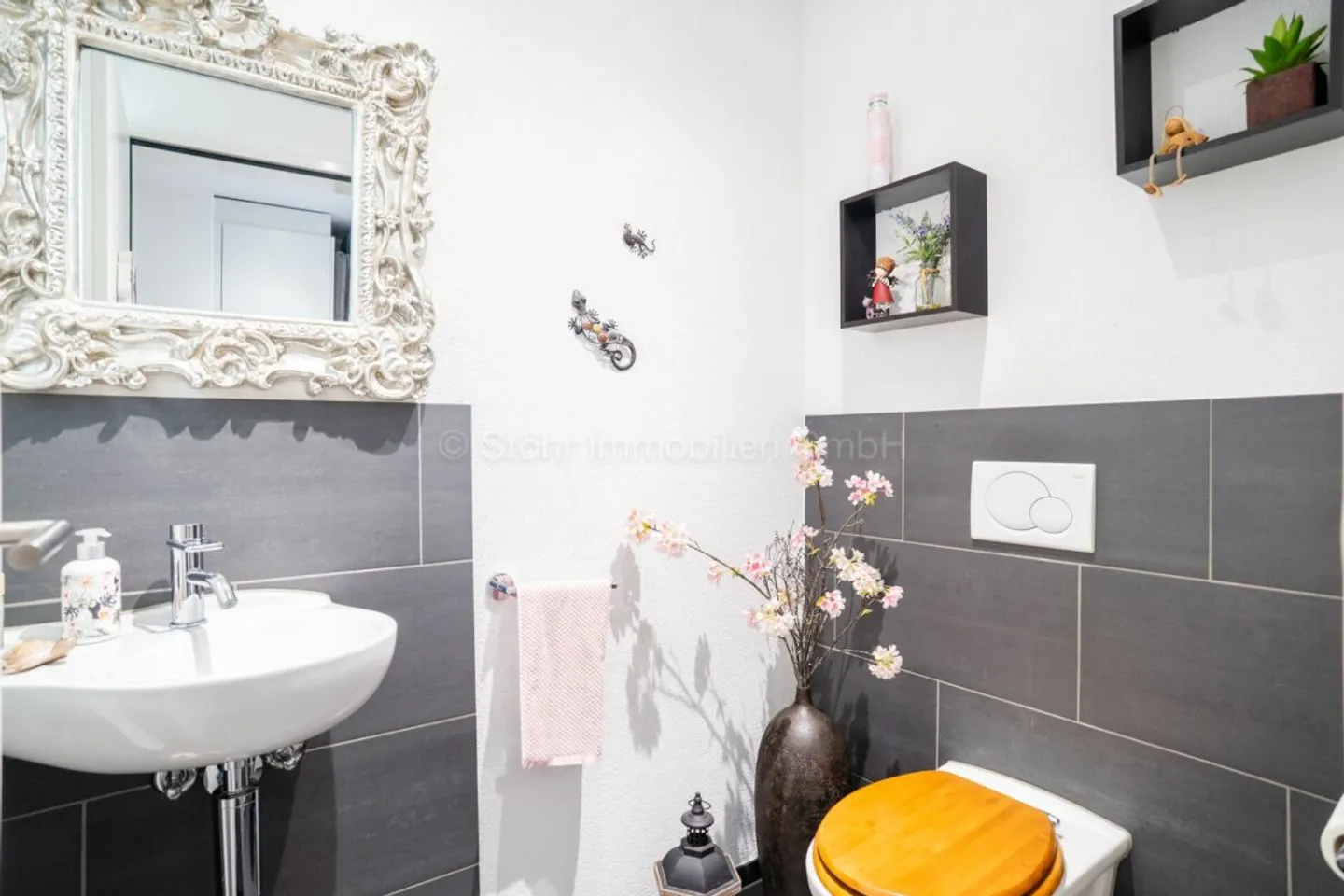 Gepflegtes 5.5 Zimmer-Einfamilienhaus im Minergie Standard - Photo 8 sur 13
