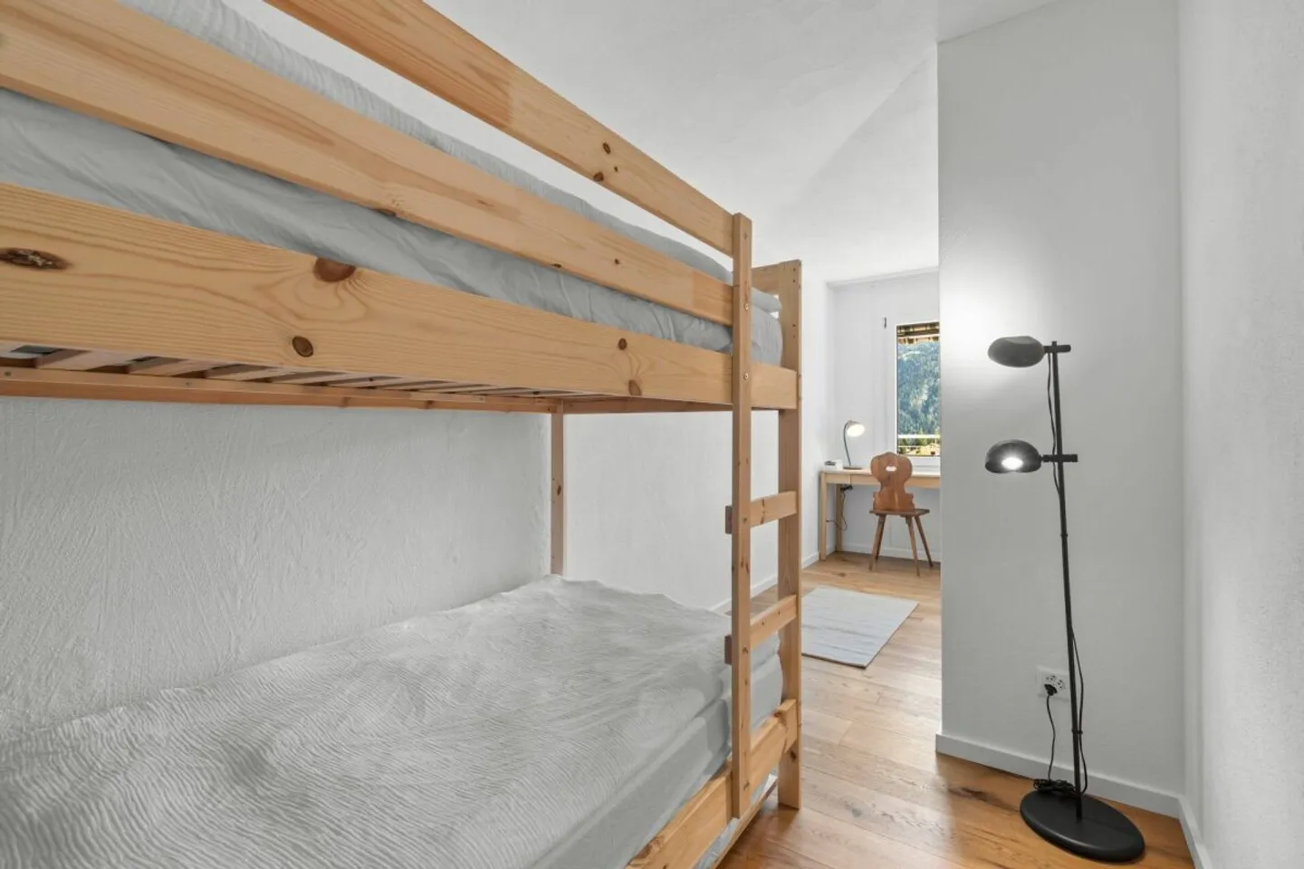 LAAX RETREAT | Freshly renovated holiday home for singles, couples, and families - Photo 13 of 13