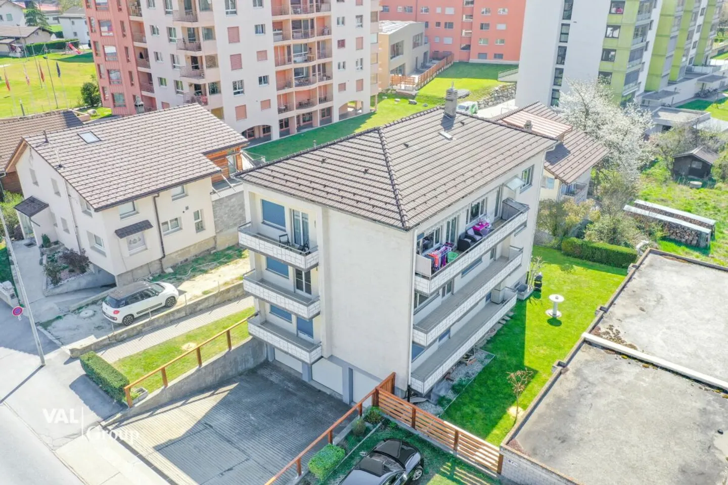 Appartement 4.5 pièces dans un emplacement ensoleillé et familial à Naters - Photo 12 sur 13