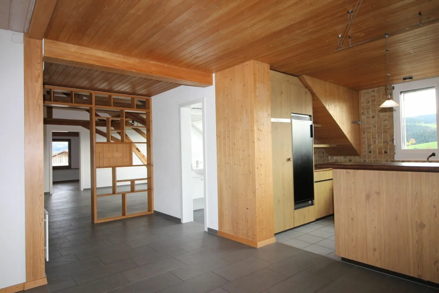 Geräumige 5,5-Zimmer-Maisonette - Foto 4 von 13