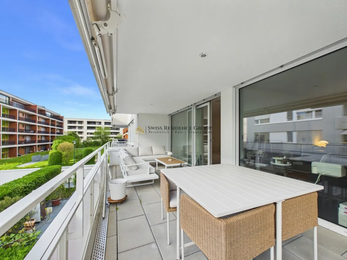 Geräumige Wohnung mit sonnigen Terrassen - Foto 1 von 13
