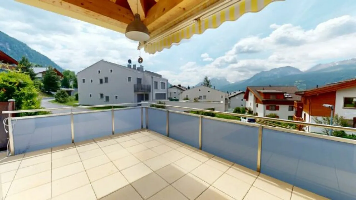 Appartamento mansardato spazioso come residenza principale - Foto 12 di 13