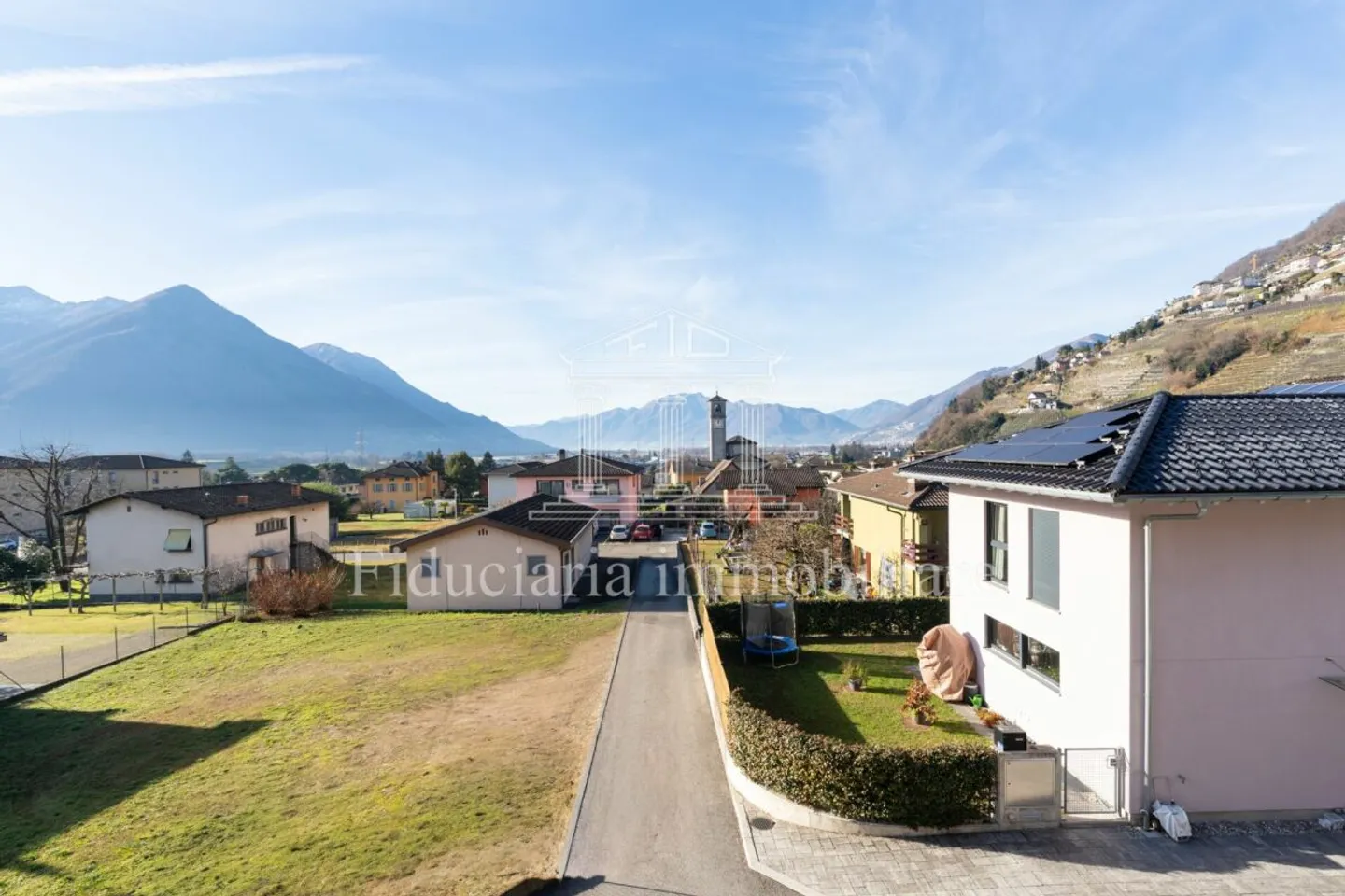 Appartamento luminoso a Cugnasco - Foto 3 di 8