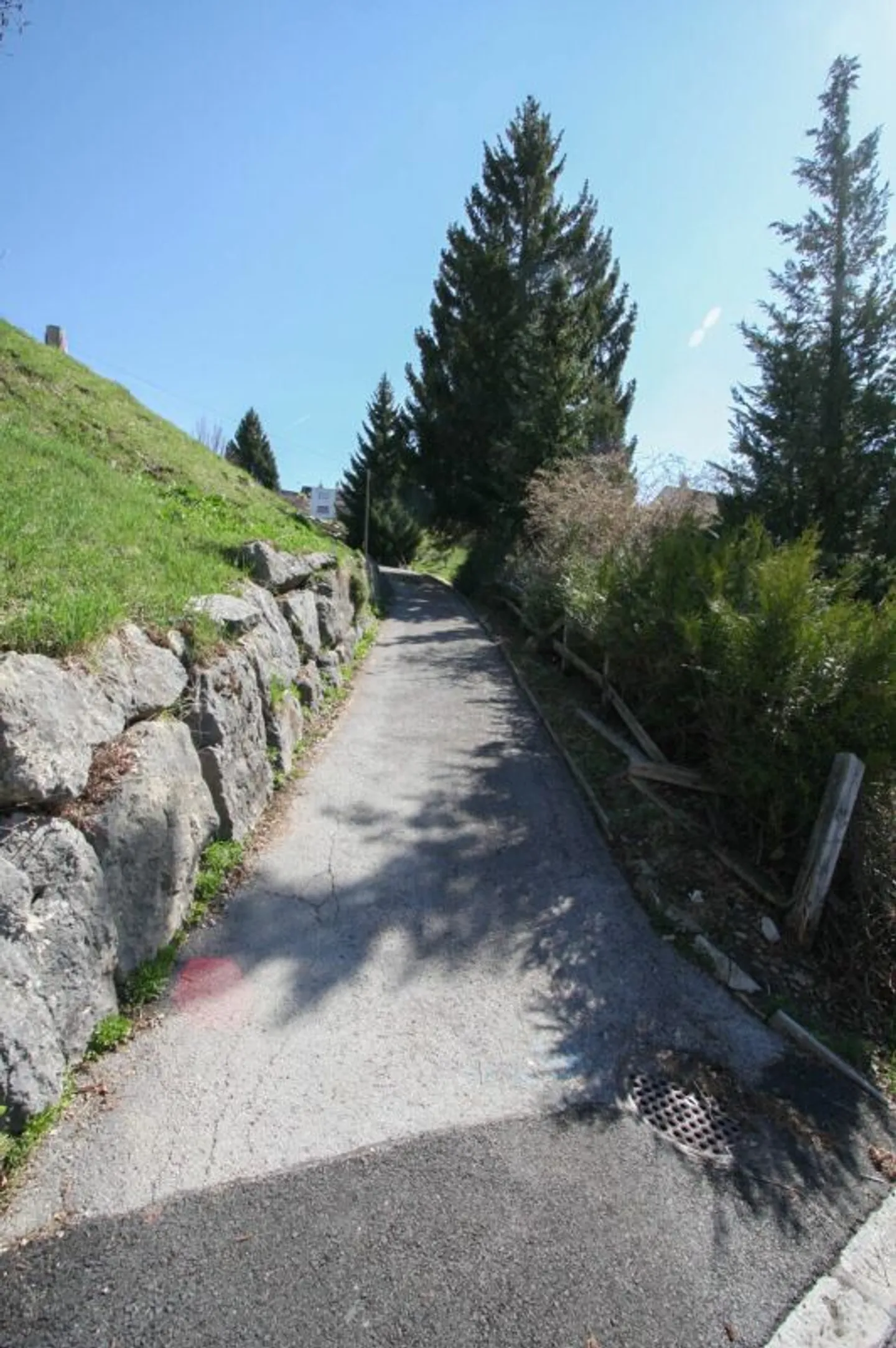 Zwei neue Villen mit 5,5 Zimmern in den Höhenlagen von Locle - Foto 10 von 11