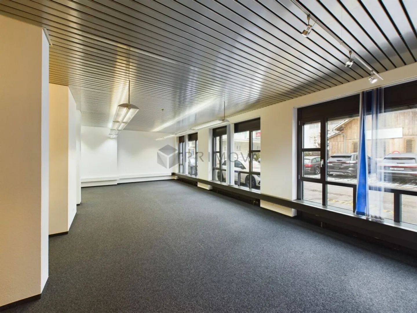 Espace commercial représentatif dans le centre-ville de Flawil - Photo 1 sur 10