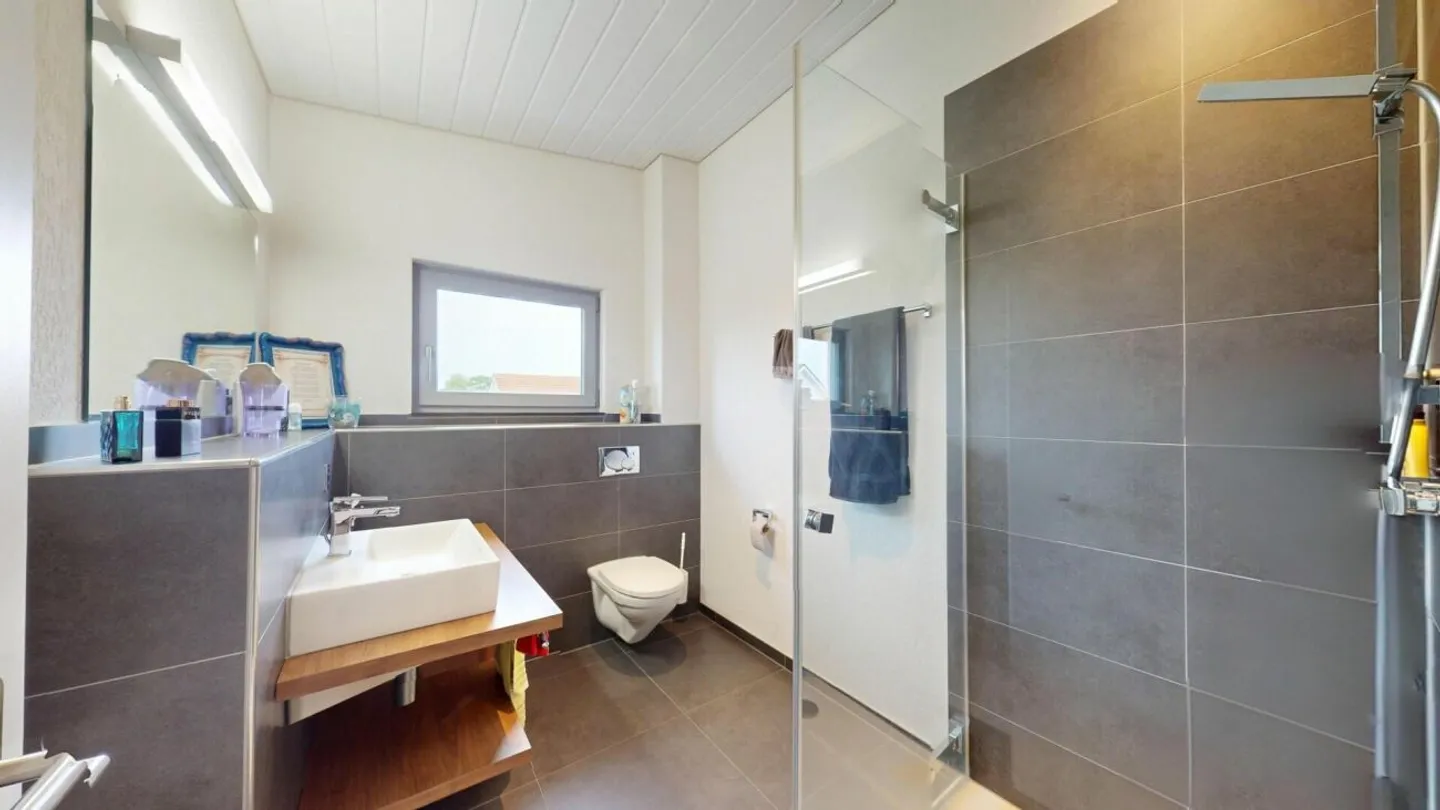 Modern Living at the Highest Level - Exclusive Single-Family Home in a Quiet Cul-de-Sac - Photo 10 of 11