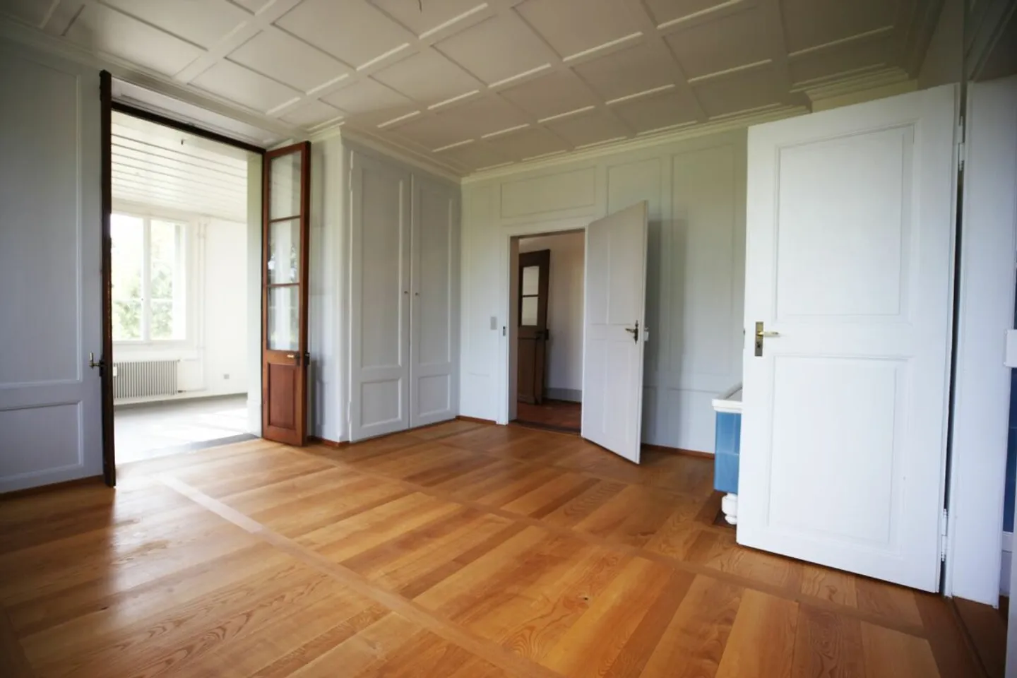 Grosszügige 5-Zimmer-Wohnung in ehemaligem Bauernhaus - Foto 8 von 13