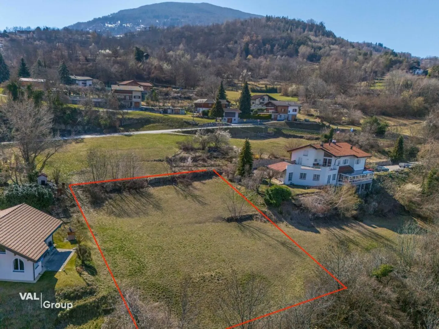 Appartamento nuovo 3.5 locali con grande balcone in una villa a due unità - Foto 8 di 10