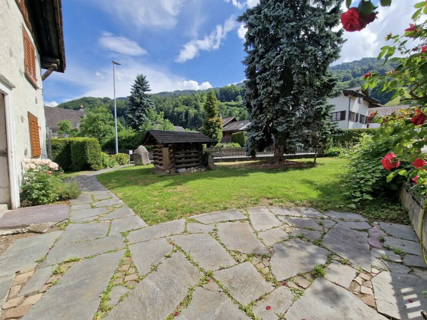 Casa familiare di 6 stanze con giardino e stanze hobby/officina - Foto 11 di 13