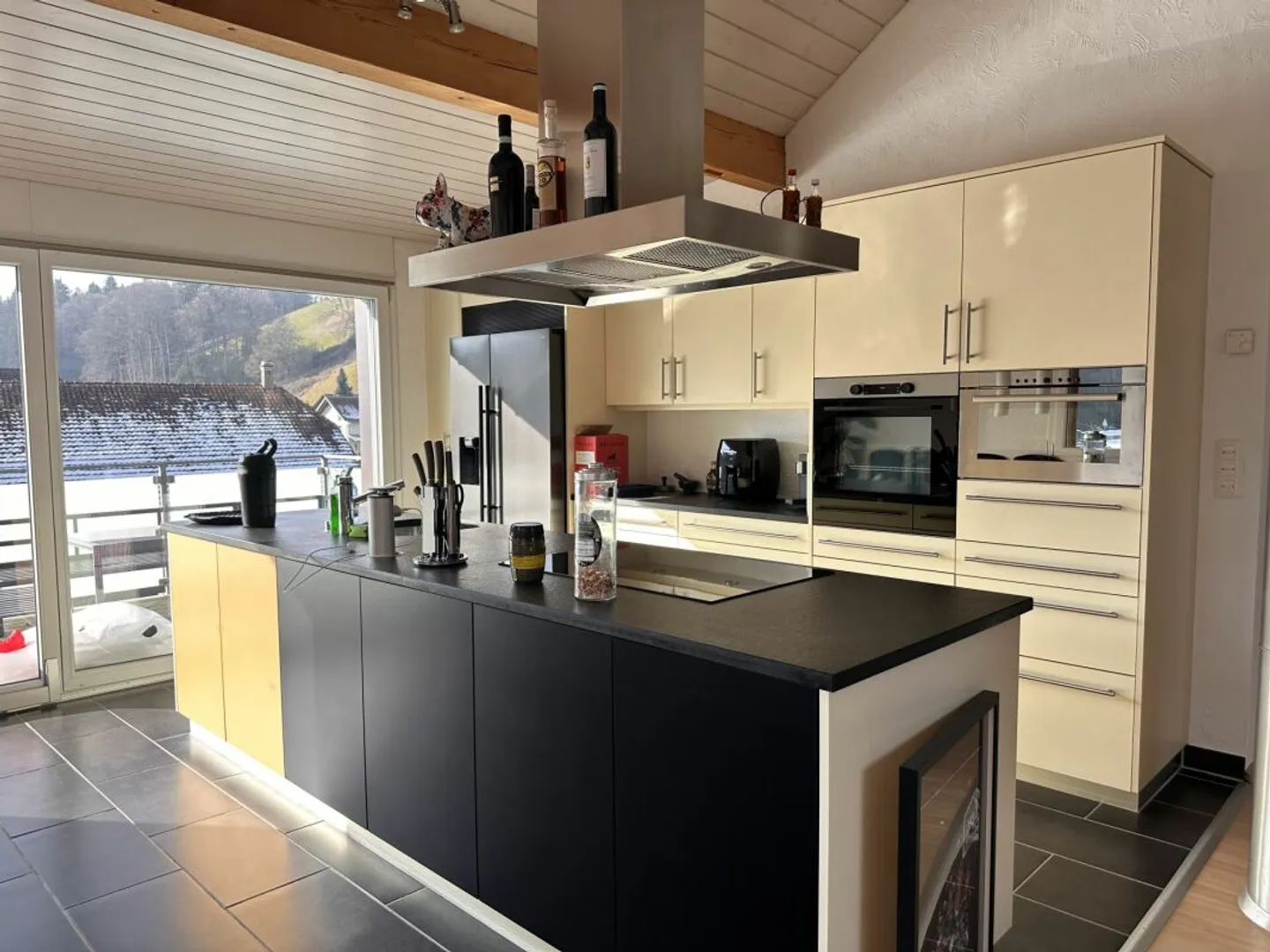 Charmante Wohnung mit Balkon - Foto 2 von 11