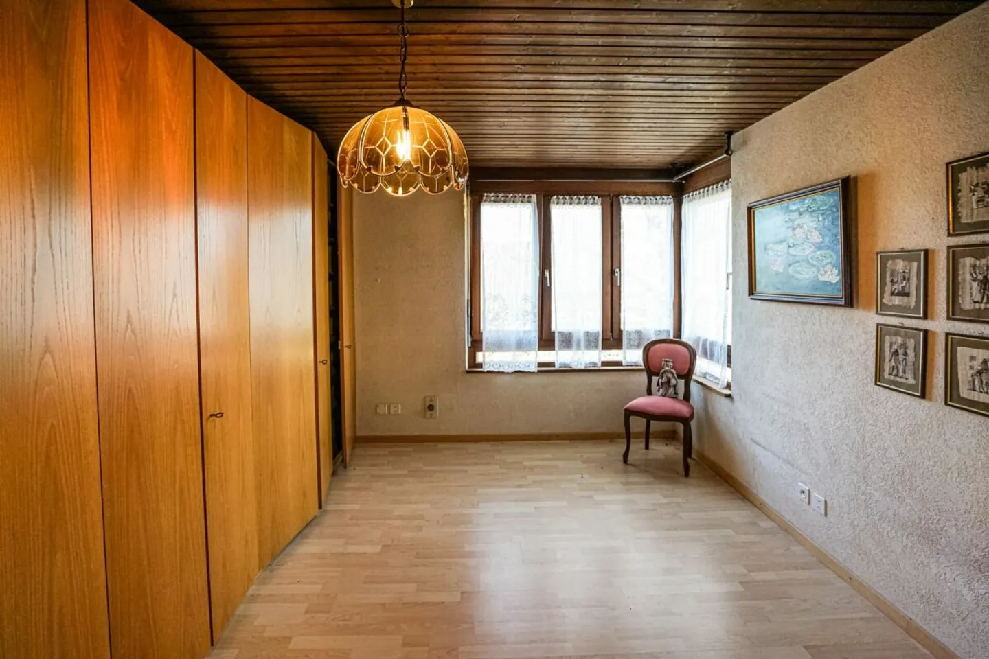 Geräumiges Familienhaus mit Garten - Foto 4 von 8