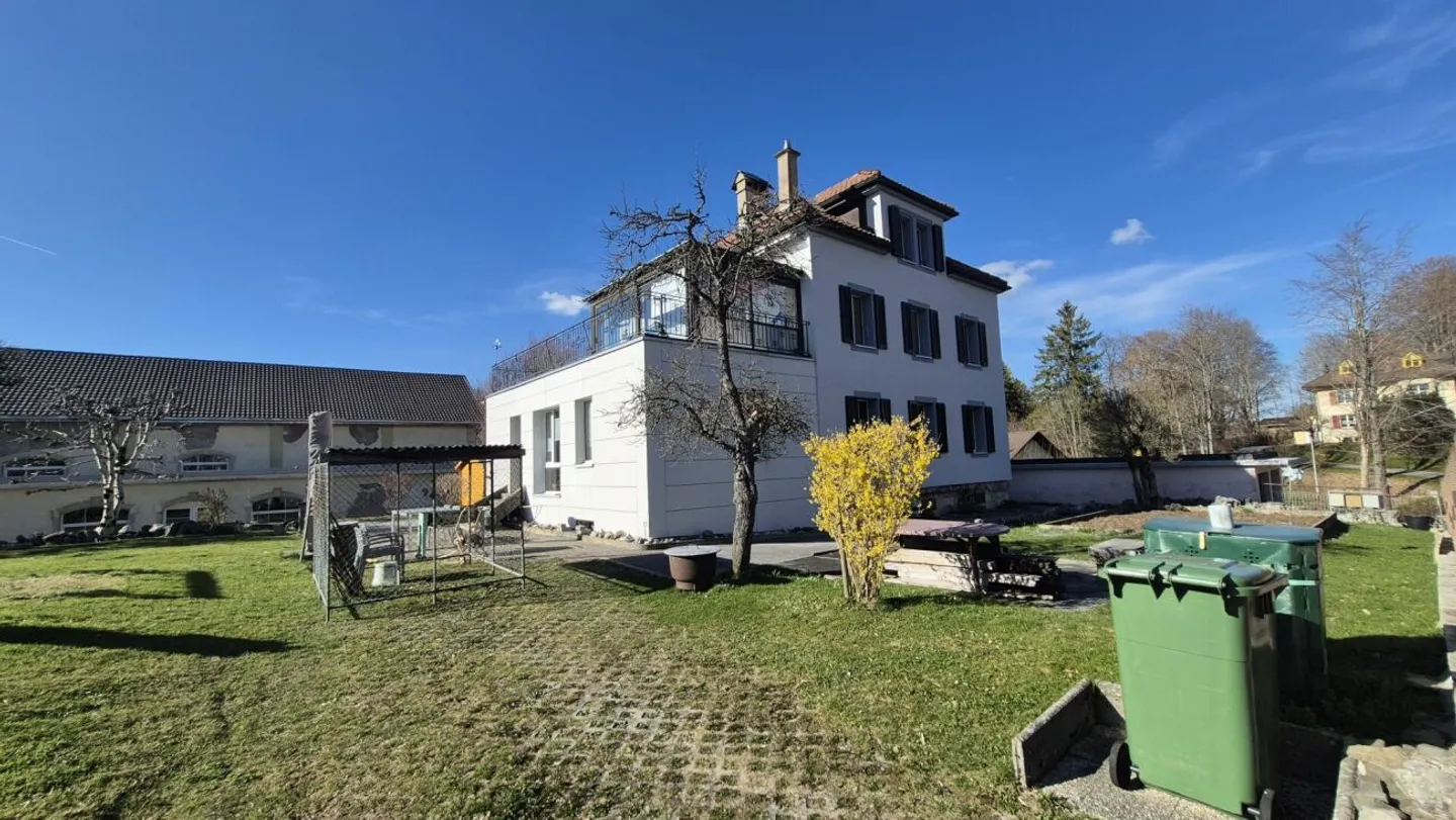Appartement rénové avec terrasse - Photo 13 sur 13